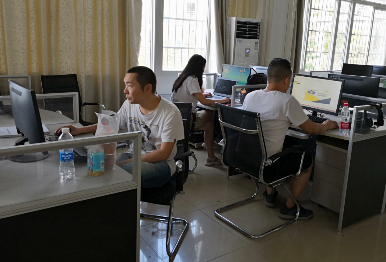 1538105031764717.png 图片1.png